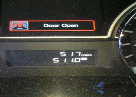 2015 Nissan Pathfinder Sv z USA, uszkodzony, nr VIN 5N1AR2MN2FC601859